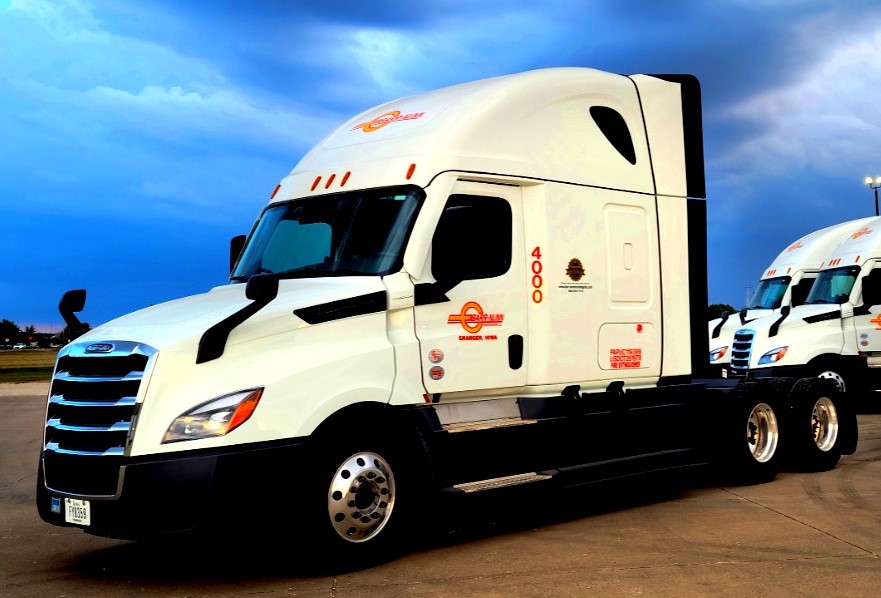 Barr-Nunn Truck with Trailer